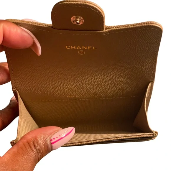 ‼️SOLD‼️CHANEL 22A Beige/ Caramel Classic Flap Card Holder NWT - Picture 9 of 13